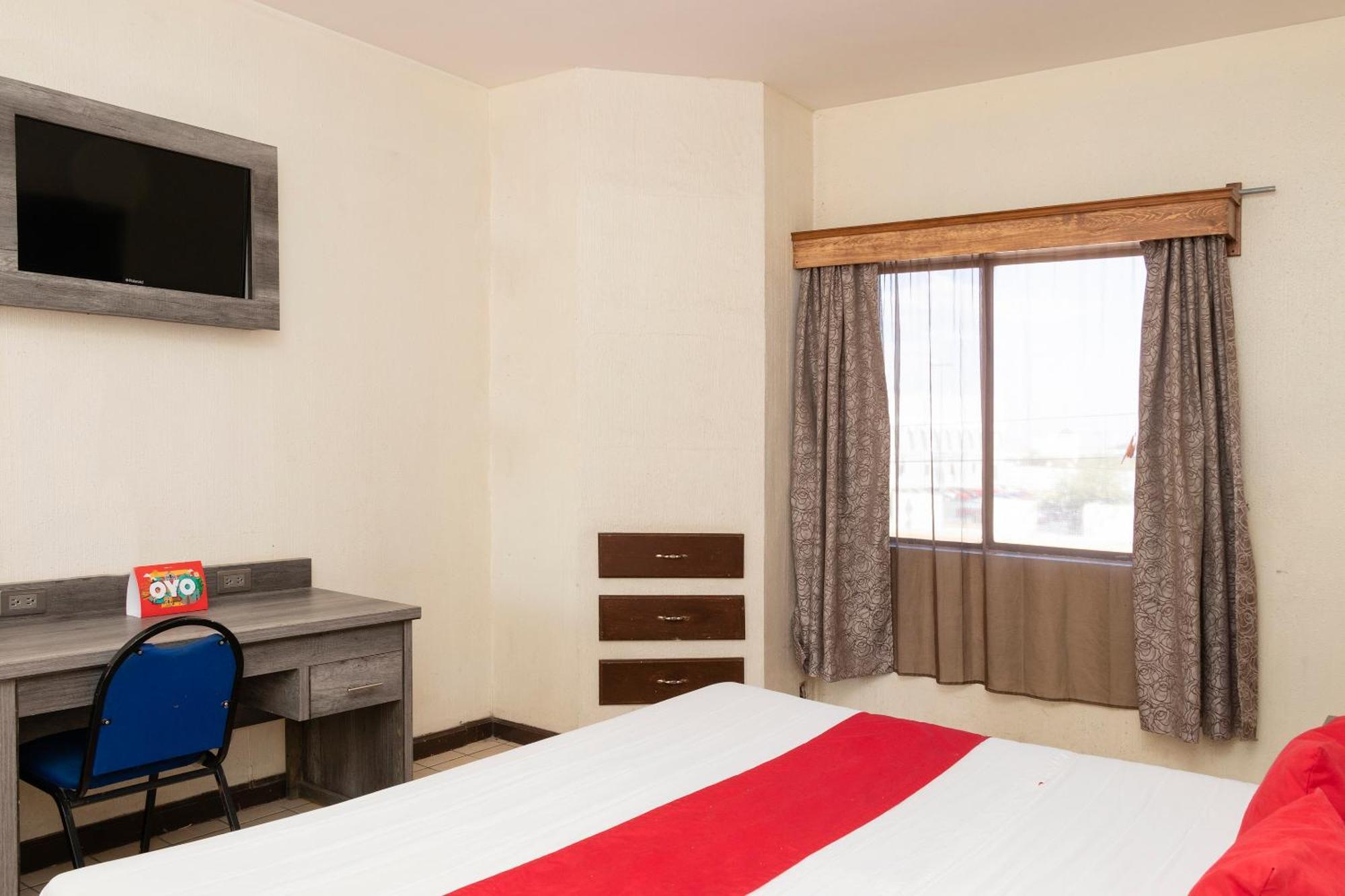 Oyo Hotel Real Del Sur, Estadio Чиуауа Экстерьер фото